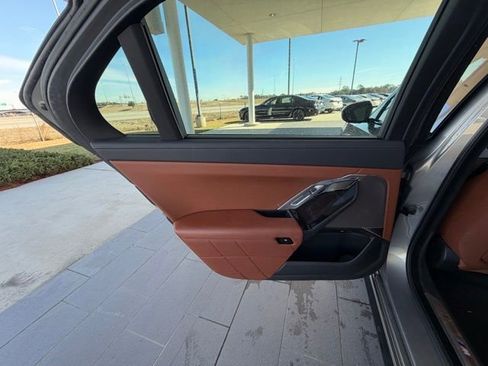 Used 2023 BMW 740i 740i w/ Executive Package image 32