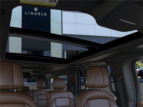 New 2026 Lincoln Navigator L Reserve AWD/4WD image 22