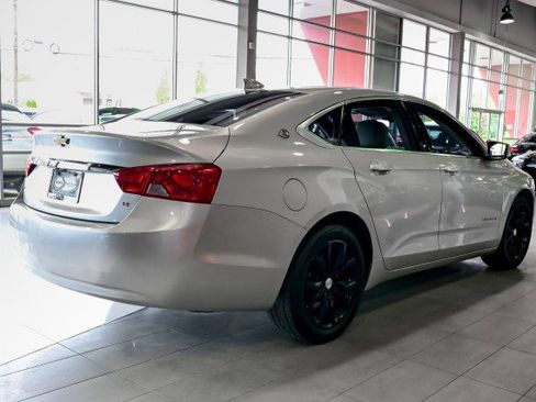 Used 2019 Chevrolet Impala LT FWD image 5