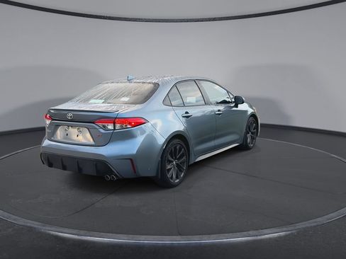 Used 2024 Toyota Corolla SE FWD image 8