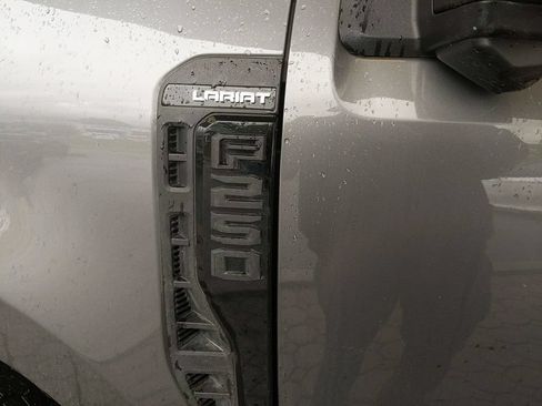 Used 2023 Ford F250 Lariat w/ Lariat Ultimate Package AWD/4WD image 13