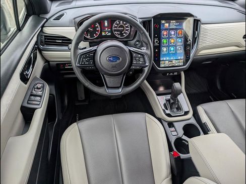 Used 2025 Subaru Forester Limited image 8