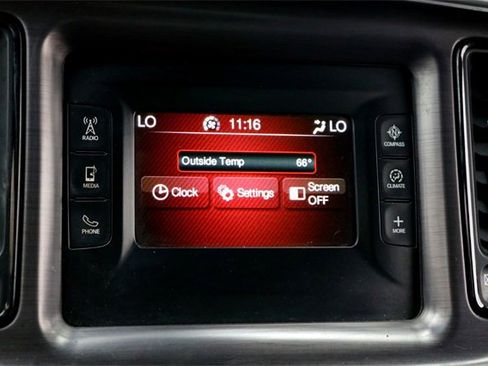 Used 2016 Dodge Challenger SXT image 17