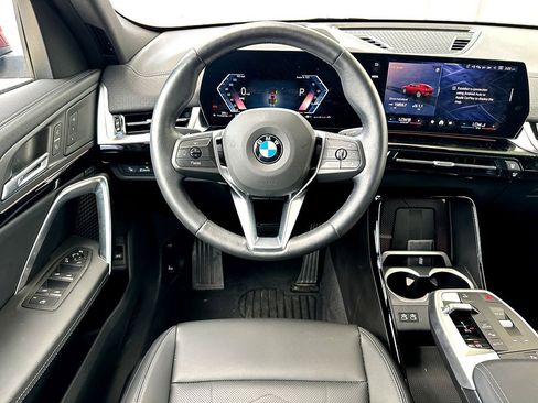 Certified 2025 BMW X2 xDrive28i image 21