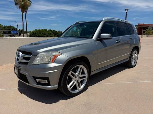 Used 2012 Mercedes-Benz GLK 350 4MATIC w/ Premium 1 Pkg image 4