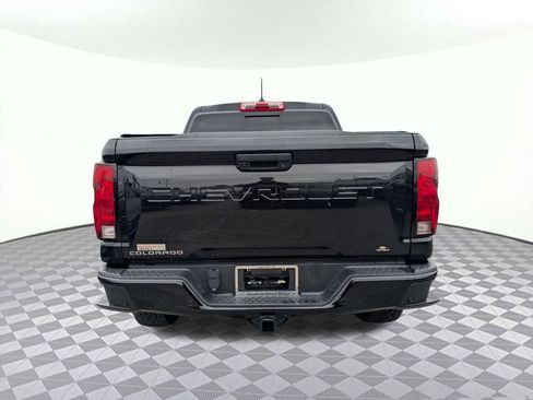 Used 2024 Chevrolet Colorado Trail Boss w/ Technology Package image 4
