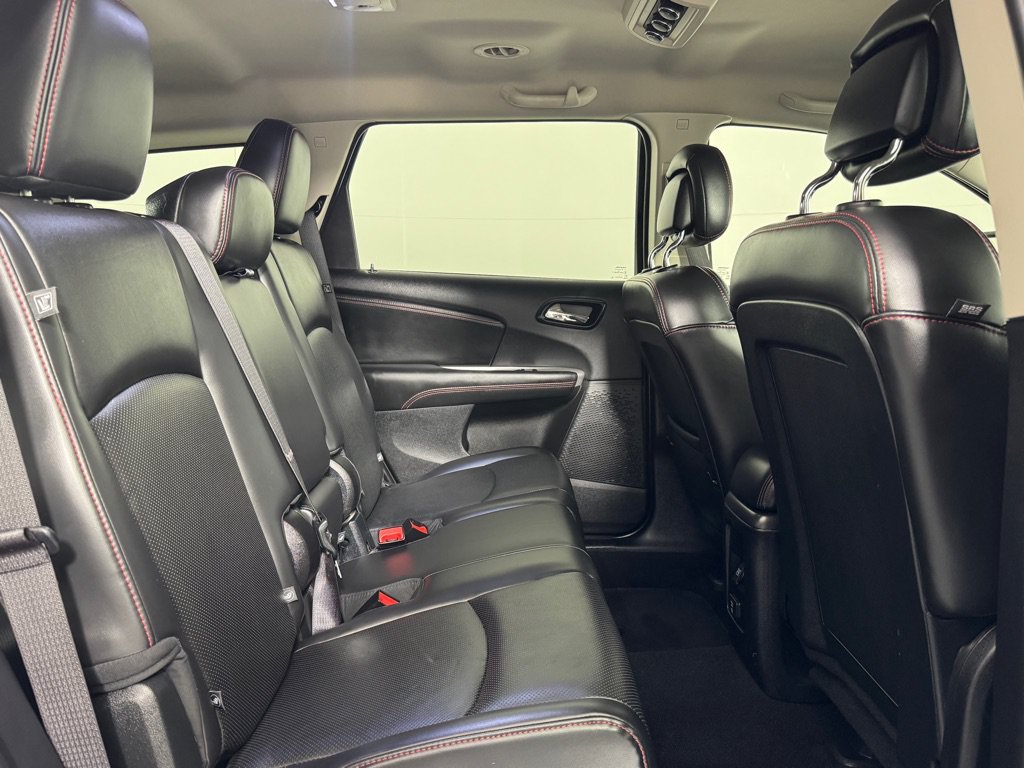 Used 2017 Dodge Journey GT w/ Driver Convenience Group FWD image 24