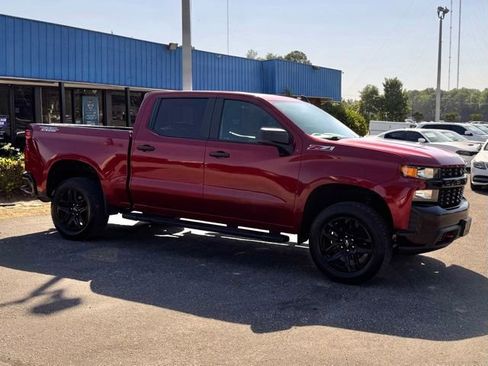 Used 2022 Chevrolet Silverado 1500 Custom Trail Boss w/ Safety Confidence Package AWD/4WD image 8