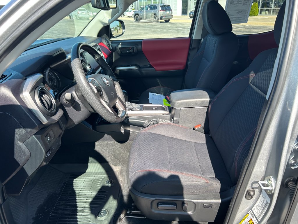 Certified 2023 Toyota Tacoma SR5 w/ Technology Package AWD/4WD image 12