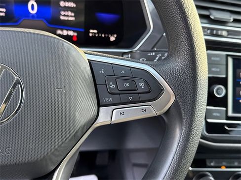 Certified 2022 Volkswagen Tiguan S image 13
