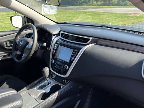 Used 2017 Nissan Murano S w/ Navigation Package image 24