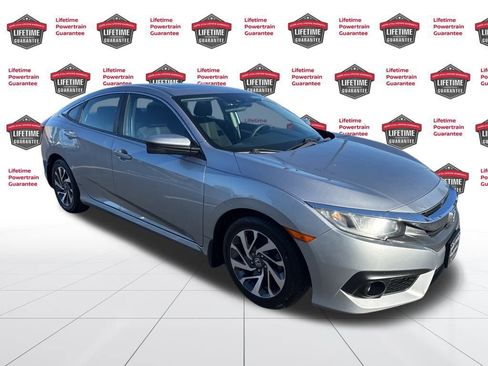 Used 2016 Honda Civic EX image 3