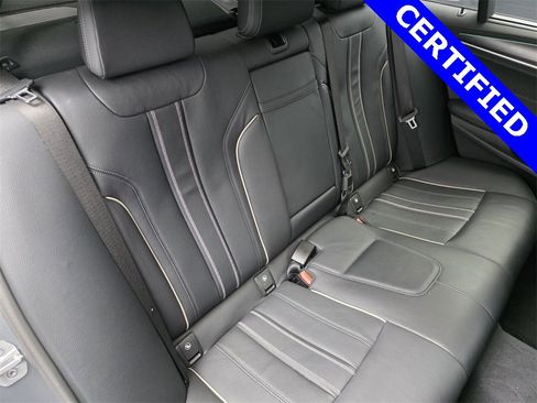 Certified 2023 BMW M550i xDrive w/ Executive Package image 29