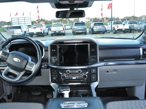 Used 2021 Ford F150 Limited image 18