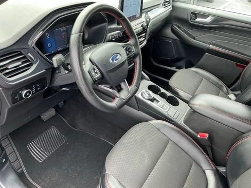 Used 2025 Ford Escape ST-Line Select AWD/4WD image 14