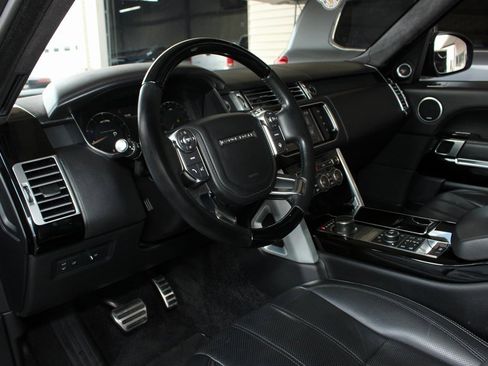 Used 2016 Land Rover Range Rover Autobiography image 8