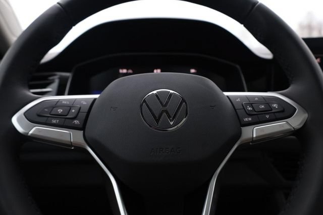 New 2026 Volkswagen Jetta SE FWD image 10