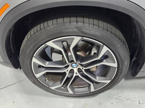 Used 2024 BMW X5 xDrive40i w/ Premium Package AWD/4WD image 17