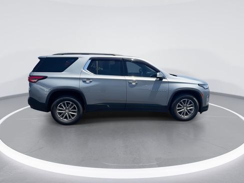 Used 2023 Chevrolet Traverse LT AWD/4WD image 9