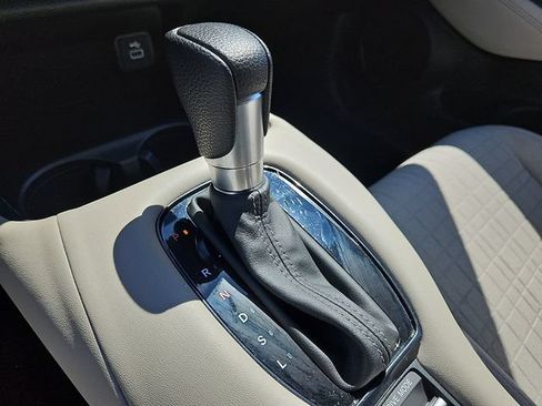 Certified 2024 Honda HR-V LX image 15