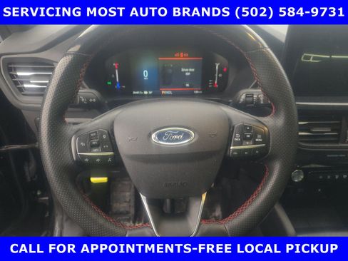 Used 2023 Ford Escape ST-Line w/ Equipment Group 301A image 10