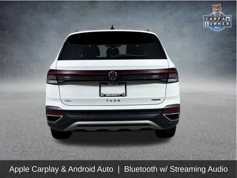 Used 2025 Volkswagen Taos SEL AWD/4WD image 7