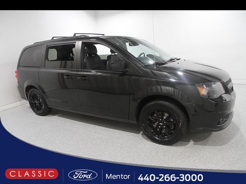 Used 2019 Dodge Grand Caravan GT FWD image 1