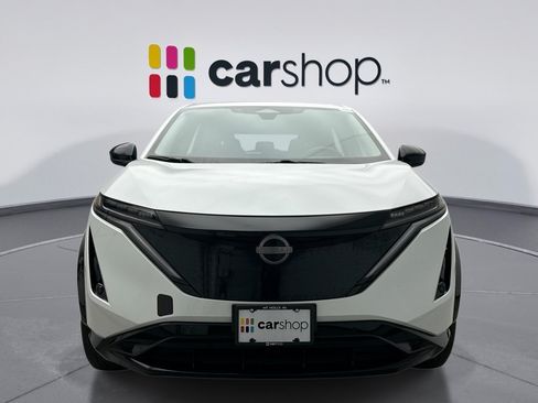 Used 2024 Nissan Ariya AWD image 8