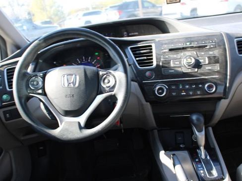 Used 2013 Honda Civic LX image 9