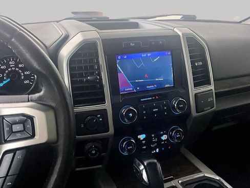 Used 2019 Ford F150 Lariat w/ Equipment Group 501A Mid RWD image 7