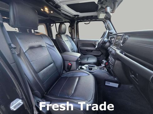 Used 2021 Jeep Wrangler Unlimited Sahara w/ Cold Weather Group image 9