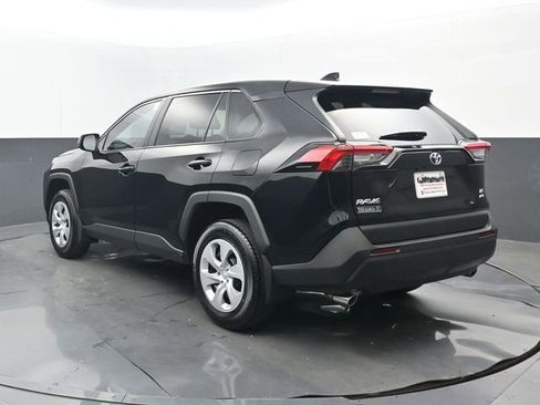 Used 2025 Toyota RAV4 LE AWD/4WD image 3
