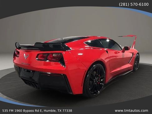Used 2017 Chevrolet Corvette Stingray Coupe w/ 2LT Preferred Equipment Group RWD image 5