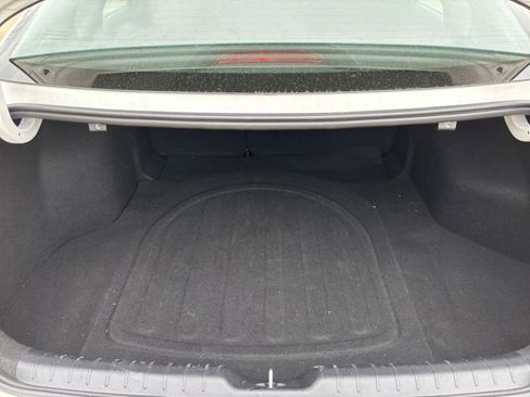 Used 2025 Kia K4 LXS image 32