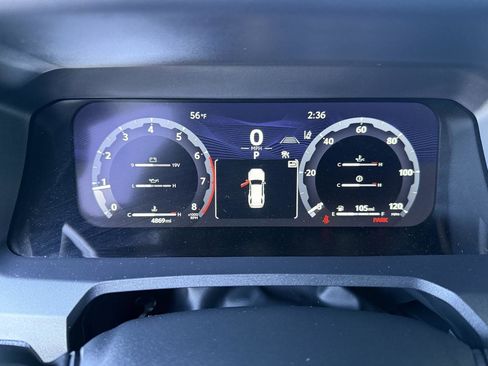 Used 2025 Toyota 4Runner Limited AWD/4WD image 19