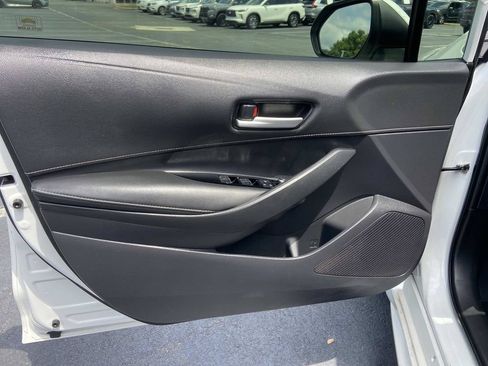 Used 2021 Toyota Corolla SE FWD image 17