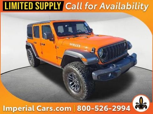 Used 2025 Jeep Wrangler Unlimited Sport AWD/4WD image 1