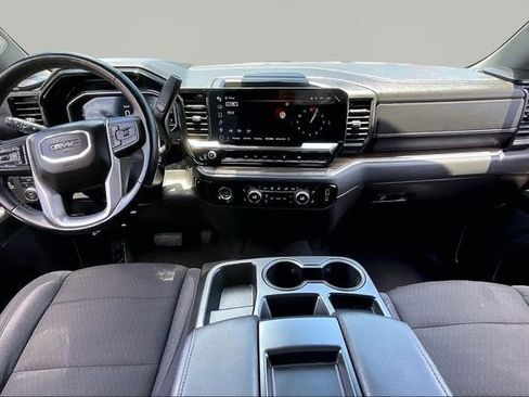 Used 2024 GMC Sierra 1500 Elevation AWD/4WD image 7