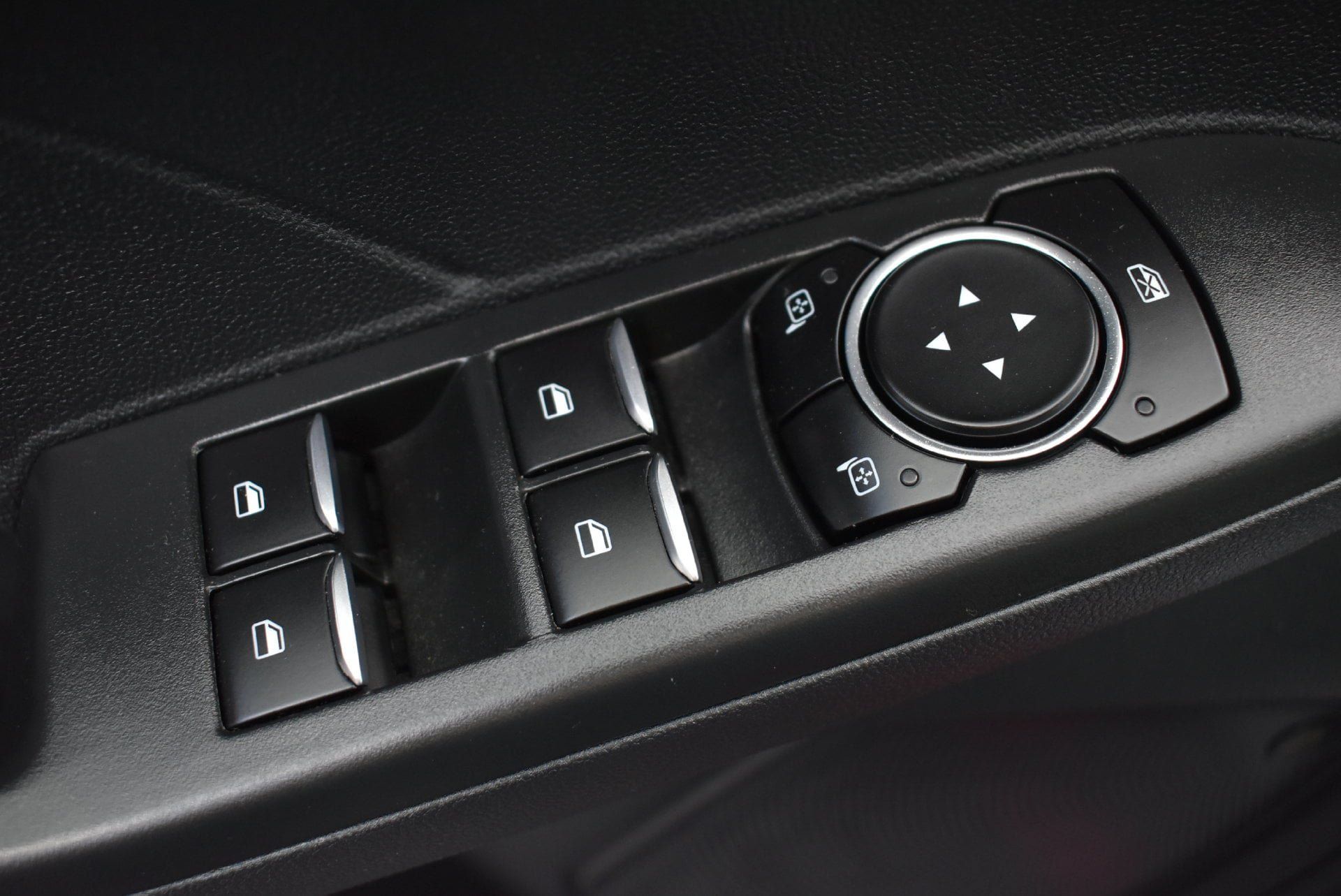 Used 2023 Ford Escape Active w/ Tech Pack #2 FWD image 12