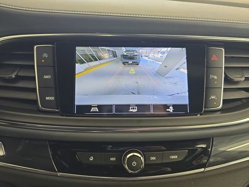 Certified 2022 Buick Enclave Essence w/ Experience Buick Package image 18