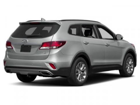 Used 2019 Hyundai Santa Fe XL image 2