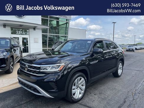 Used 2023 Volkswagen Atlas Cross Sport SE w/ Panoramic Sunroof Package AWD/4WD image 1