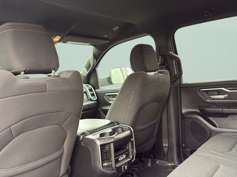 Used 2019 RAM 1500 Big Horn AWD/4WD image 24
