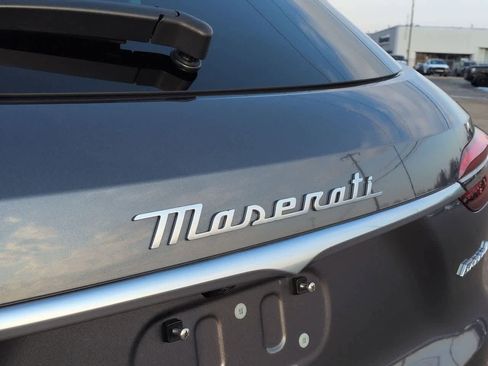 Used 2024 Maserati Grecale GT image 11