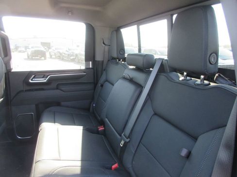 New 2026 GMC Sierra 2500 SLT w/ SLT Premium Package AWD/4WD image 14