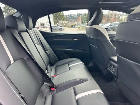 New 2026 Toyota Camry Hybrid image 14