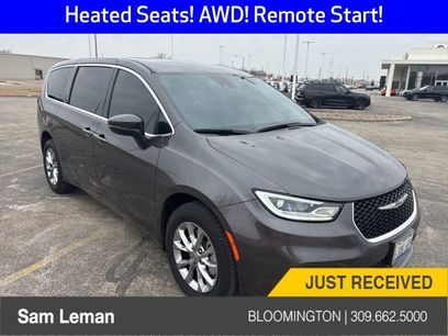 Used 2023 Chrysler Pacifica Touring-L
