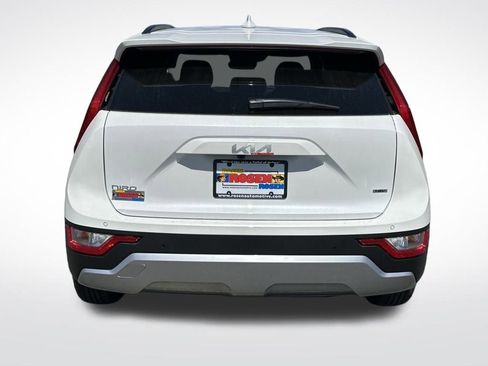 New 2025 Kia Niro EX image 4
