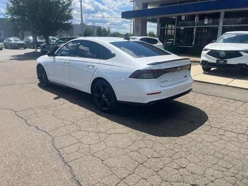 Used 2025 Honda Accord Sport image 8