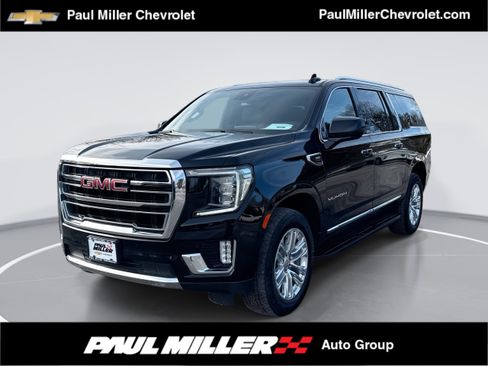 Used 2024 GMC Yukon XL SLT image 1